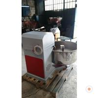 200 Kg Un 300 Kg Büyük Defransiyelli Hamur Karma Makinası